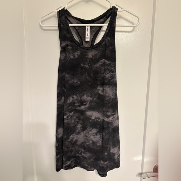 Athleta Ultimate Train Racerback Tank Top Nebula Digital Size XL - Picture 3 of 10